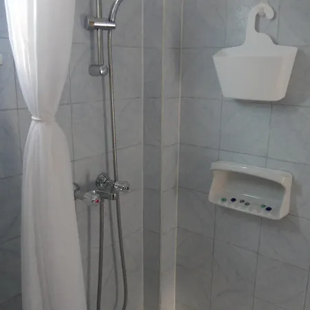 Helios Rhodos 2 *